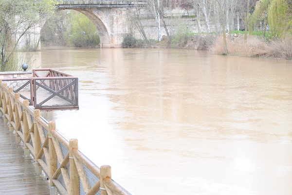 rio duero sucio