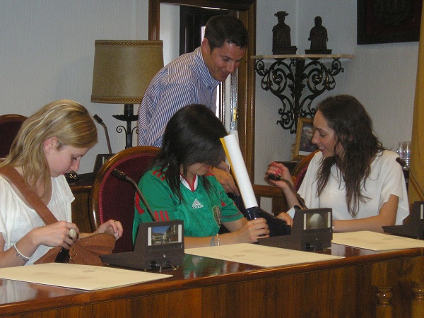 jovenes rotary club visitan aranda (4)