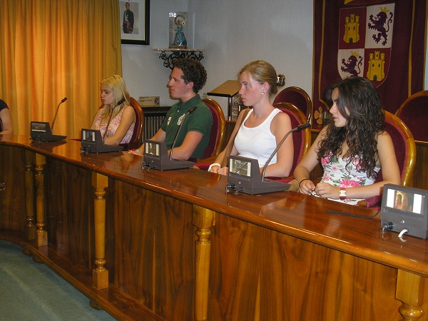 jovenes rotary club visitan aranda (8)