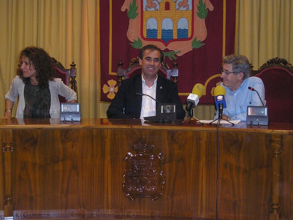 jovenes rotary club visitan aranda (9)